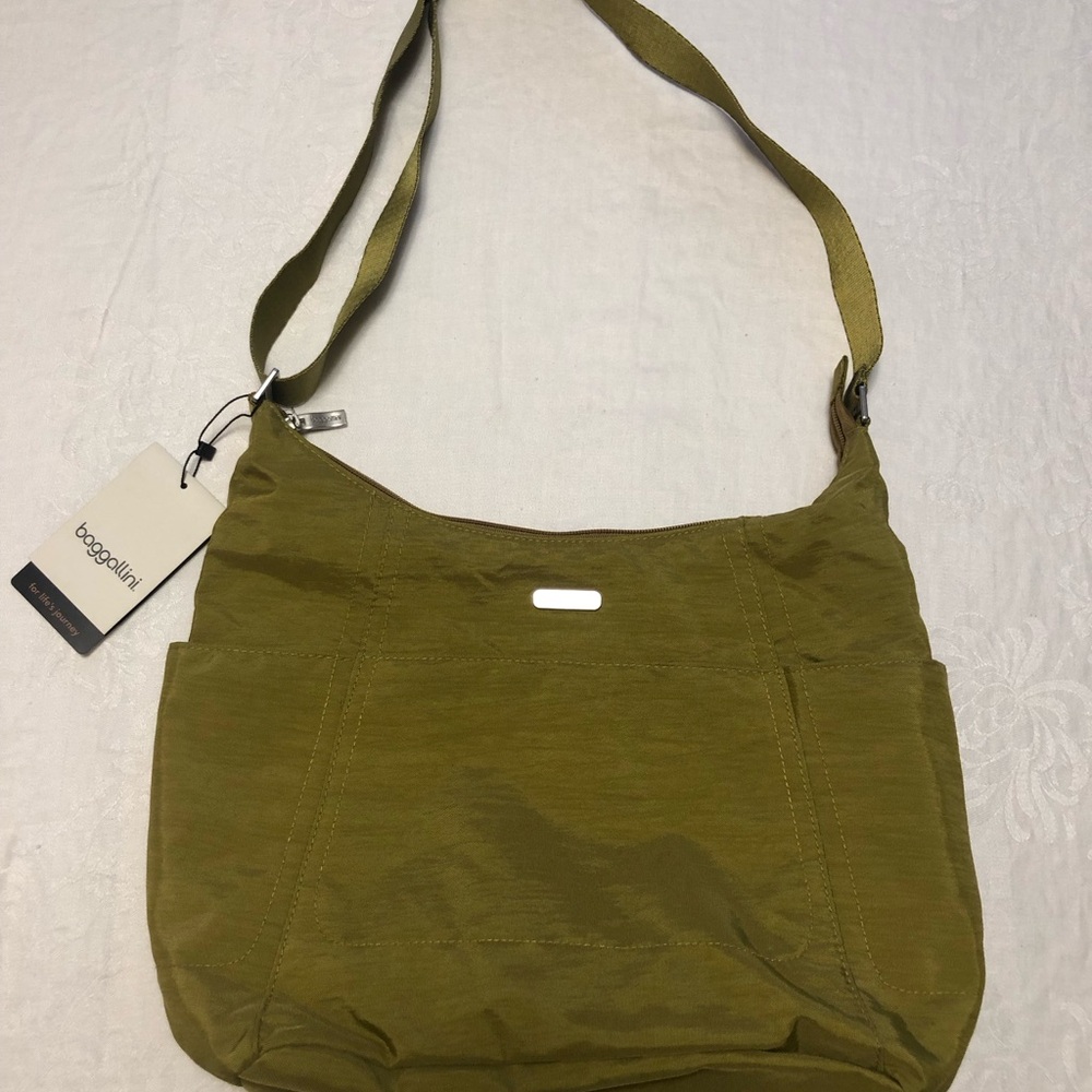 Baggallini Chartreuse/Olive Green Crossbody/Tote Bag